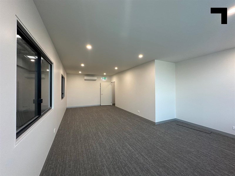 23 Gawan Loop/17-21 Gawan Loop, Coburg North