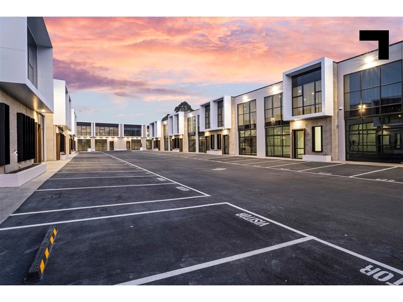 Unit 16 Hybrid/194 Rooks Road, Vermont