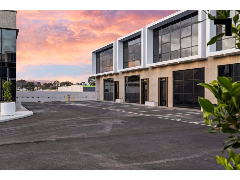 Unit 16 Hybrid/194 Rooks Road, Vermont