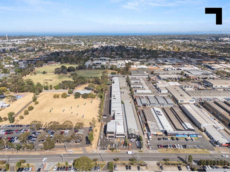 Unit 39 (Open Mezz/Warehouse)/119 Chesterville Road, Moorabbin