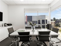 1/8-10 Monomeeth Drive, Mitcham