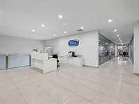 11 Holloway Drive, Bayswater