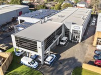 11 Holloway Drive, Bayswater