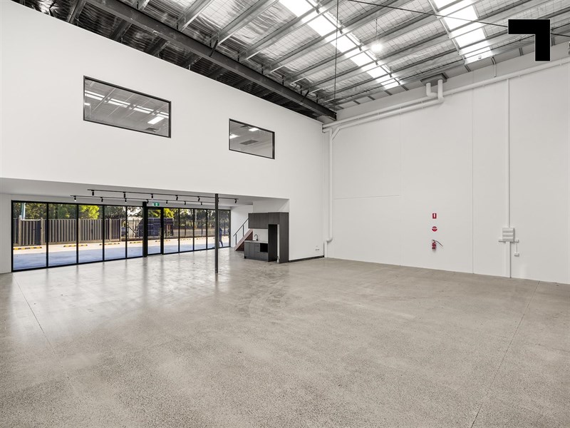 1-3/158 Canterbury Road, Bayswater North
