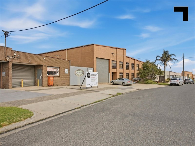 2/12 Joel Court, Moorabbin
