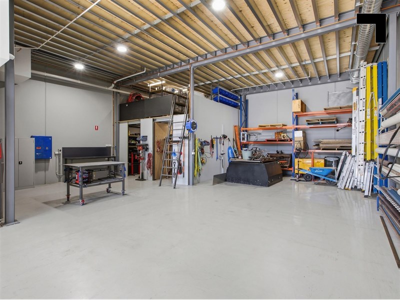 37 Gawan Loop, Coburg