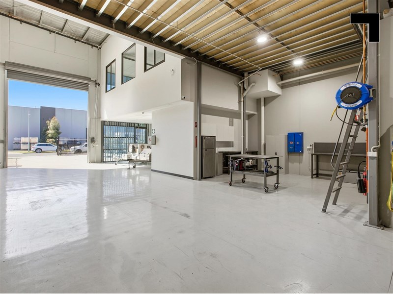 37 Gawan Loop, Coburg