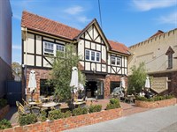 Shop 1 & 2/262 Glen Eira Road, Elsternwick