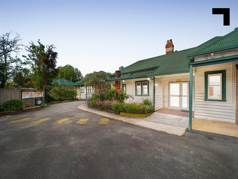 25 Mountainview Road, Nunawading
