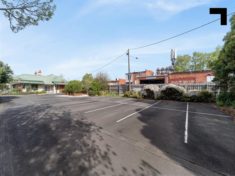 25 Mountainview Road, Nunawading
