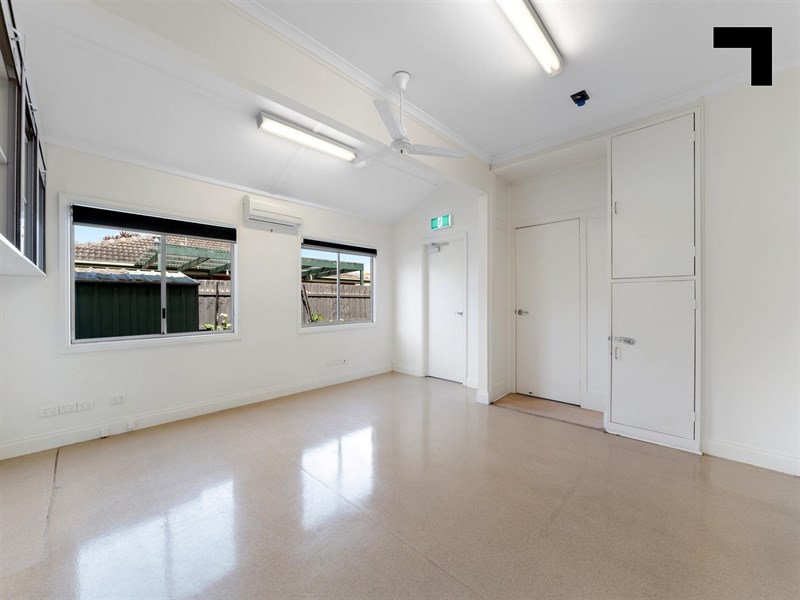 25 Mountainview Road, Nunawading